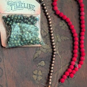 New Crafting Holiday Bead Necklace Set Lot
